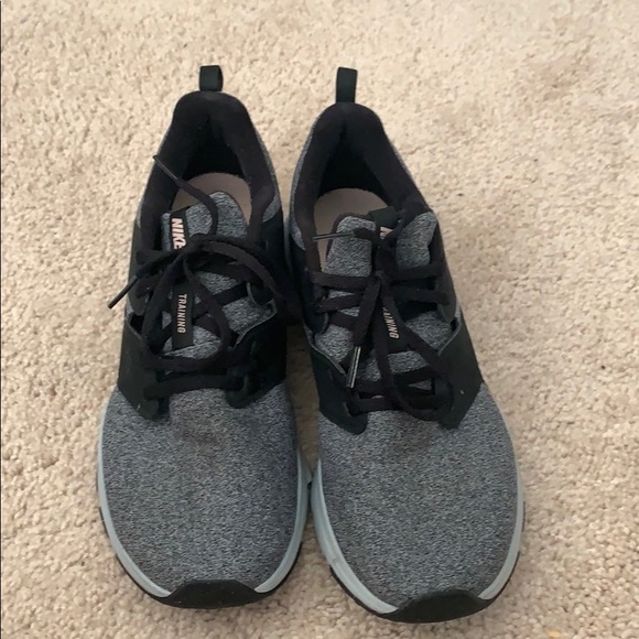 Nike Training Sneakers - Picture 1 of 2